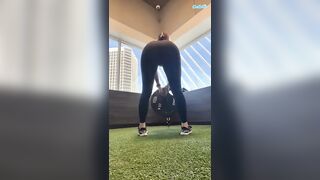 savvvannaxo - Babe is cute chatting with chats and filming herself at the gym.