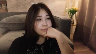 kimi_kay -   Lush young Asian girl with small tits sweetly chatting and posing naked in front of the camera