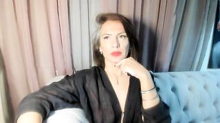 Aarte_miss - Milf in clothes teasing in front of the camera and chatting sweetly to the chat room