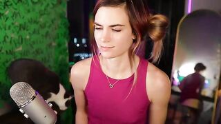 Gia_Hill - Young babe sweetly chats and teases in front of the camera