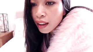 Lil__Bit - Baby girl shows her little tits on camera and chatting sweetly with the chat room