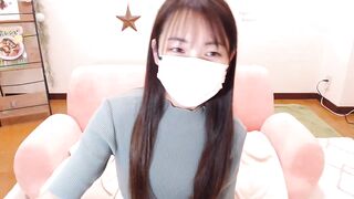 MAIxxz9 -  Asian girl chats with chat and does not want to undress but wants to earn more money