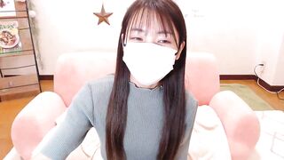 MAIxxz9 -  Asian girl chats with chat and does not want to undress but wants to earn more money