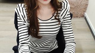 xoooYUooox  -  Skinny babe with clothes on teases in front of the camera and cute chatting with the chat room