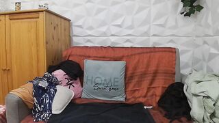 Suzi_Su - Slutty milf in clothes chats and teases cutely in front of the camera