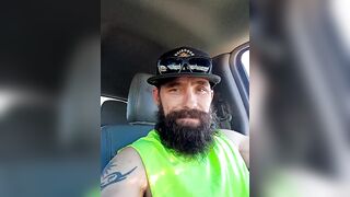 loader_hand - Bearded man films himself driving