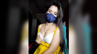 bulbul_babe - Young Andean girl sweetly chatting and teasing in front of the camera and sweetly chatting with the chat room