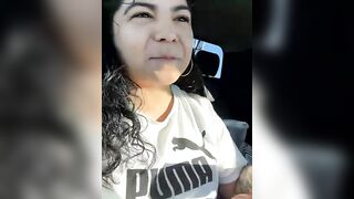 kimmiakiss22 - Cheapskates driving around town and filming themselves in the car