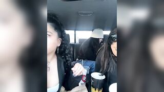 kimmiakiss22 - Three young girls riding in a car and filming themselves on camera