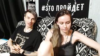 MilanaMax - Milo communicates with the chat and does not want to undress on camera and show herself naked