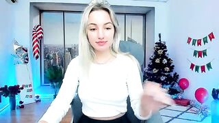 AlicePrings - Cute blonde teases in front of the camera and chats sweetly with the chat