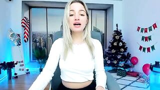 AlicePrings - Cute blonde teases in front of the camera and chats sweetly with the chat